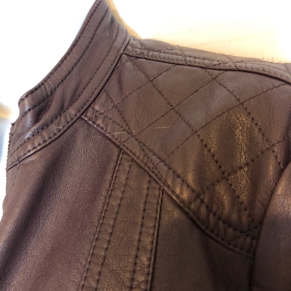 Roz & Ali Faux Biker classic Leather Jacket size  quilted shoulder design Small - Picture 3 of 8